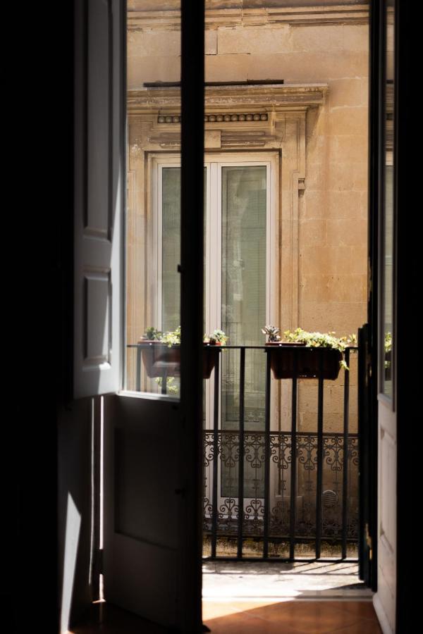 Palazzo Della Contessa - Suites & Breakfast Лечче Экстерьер фото