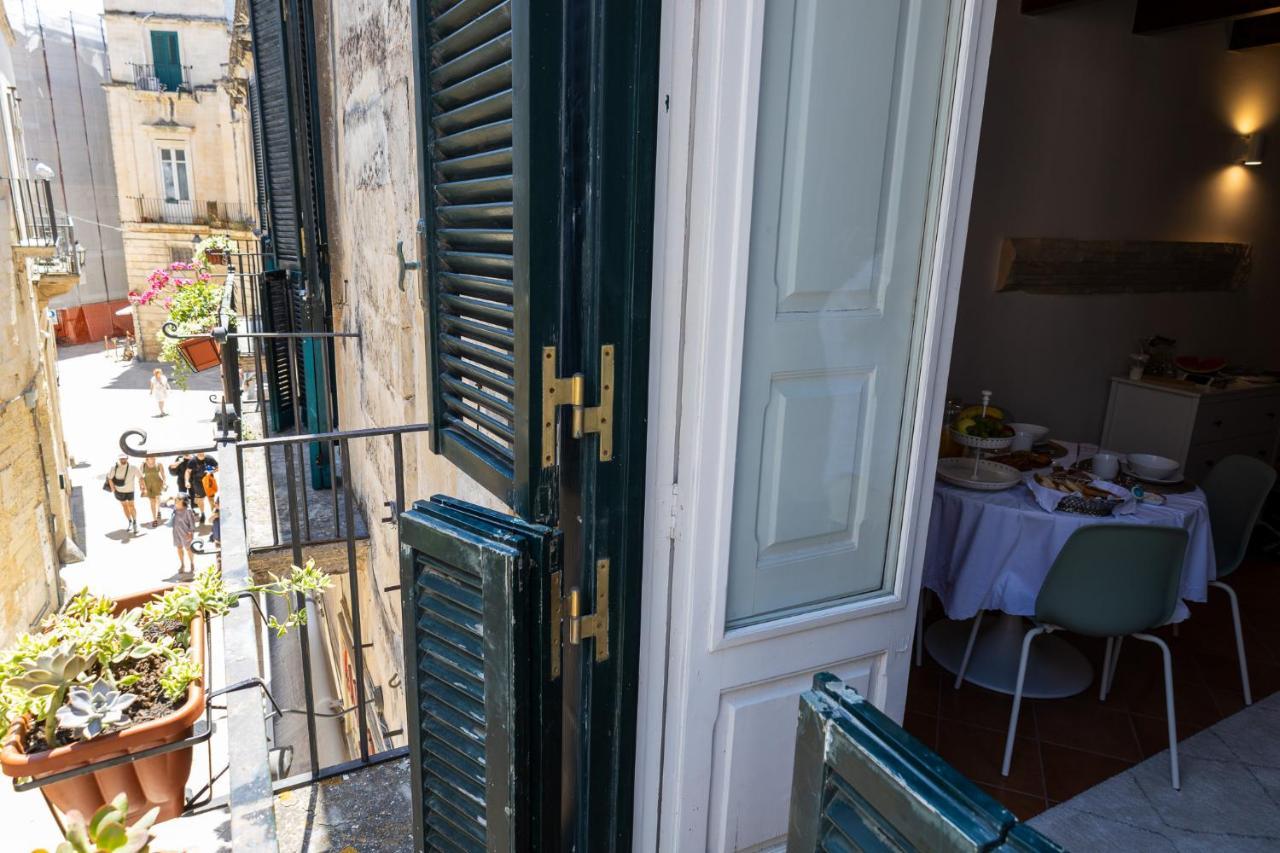 Palazzo Della Contessa - Suites & Breakfast Лечче Экстерьер фото