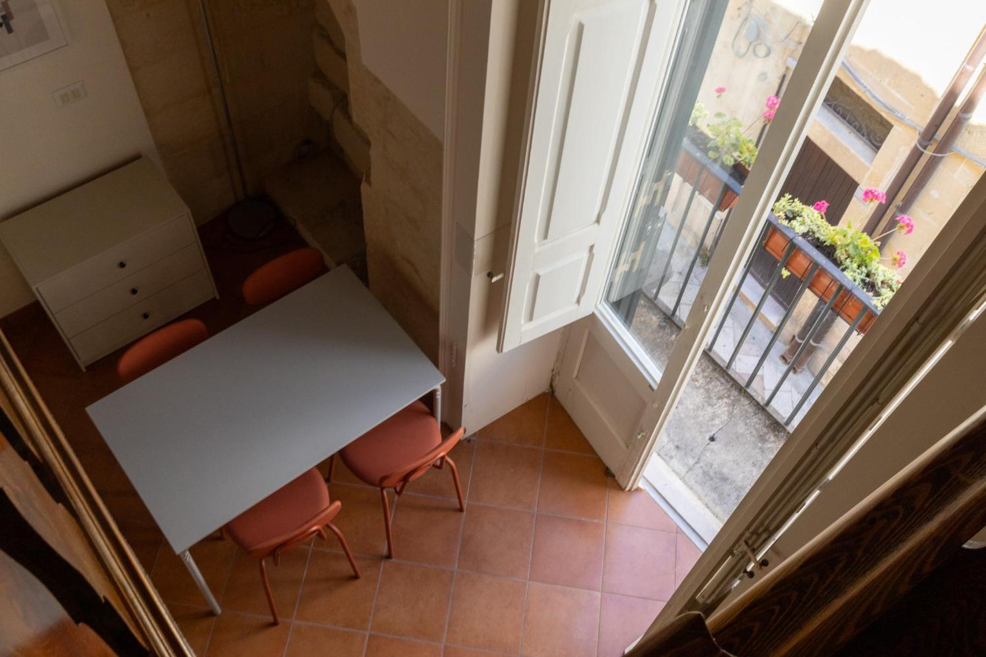 Palazzo Della Contessa - Suites & Breakfast Лечче Экстерьер фото